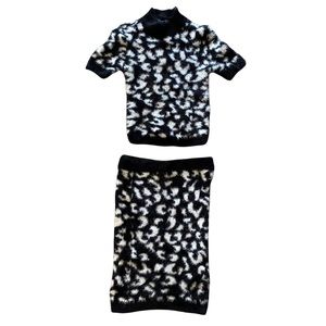 ✨2 Piece Faux Cashmere Skirt Set✨